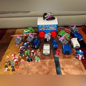 Huge Paw Patrol action figure and vehicle lot